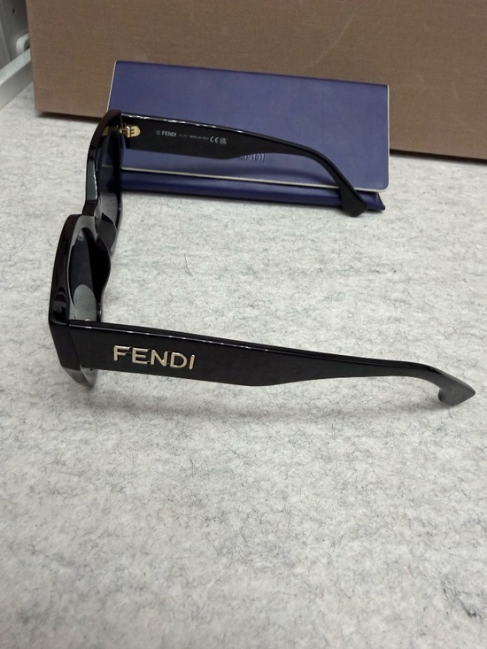 Fendi Women\'s Black Sunglasses main image 7